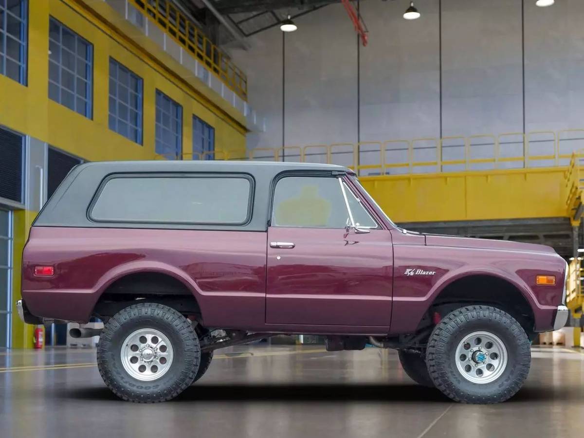 Chevrolet-Blazer-1971-custom-2
