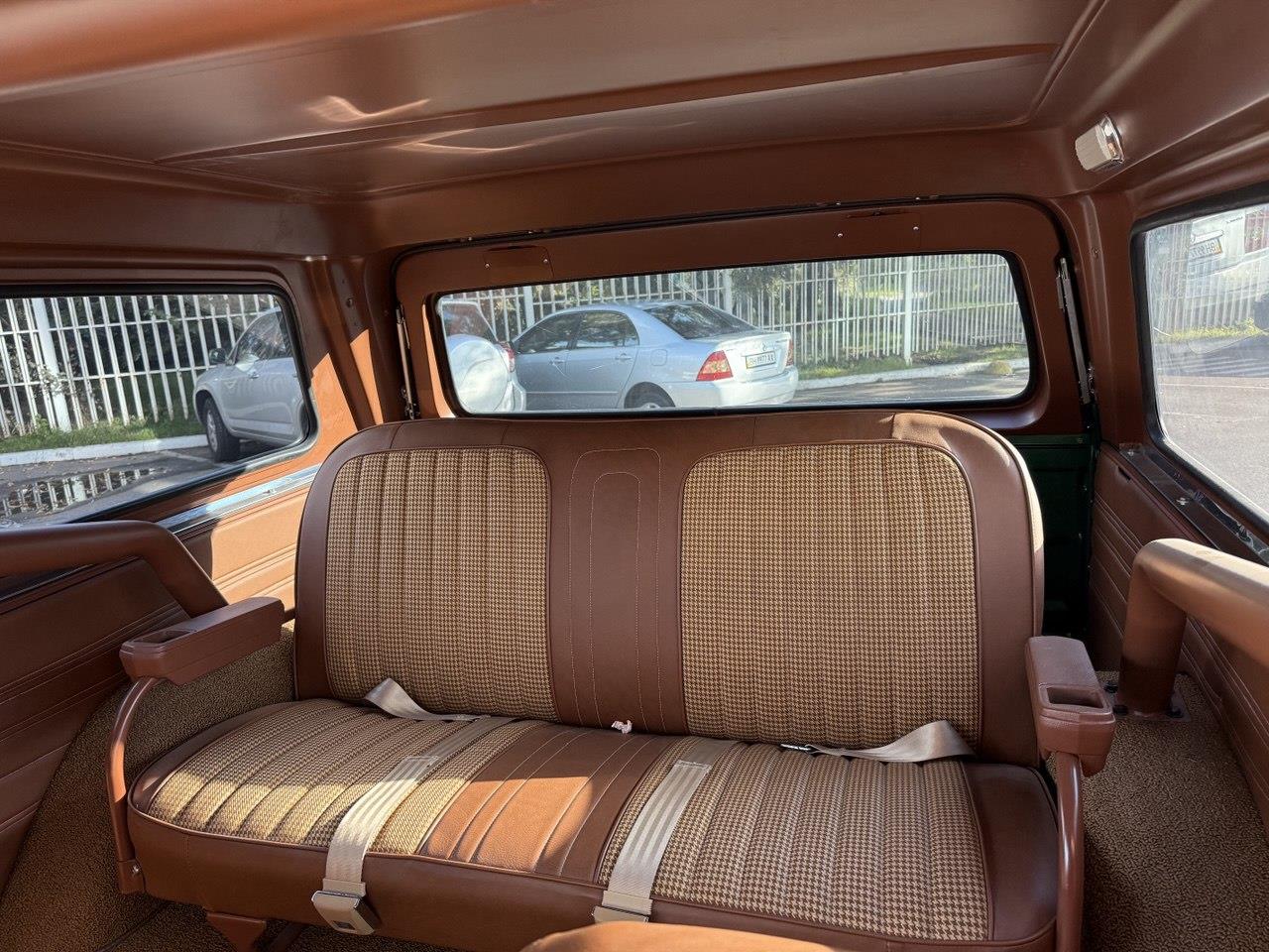Chevrolet-Blazer-1972-Green-Beige-11