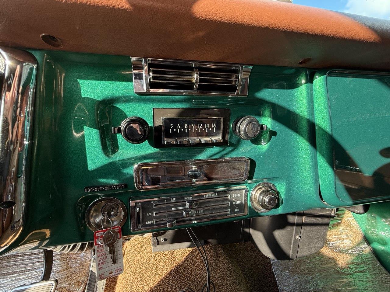 Chevrolet-Blazer-1972-Green-Beige-12