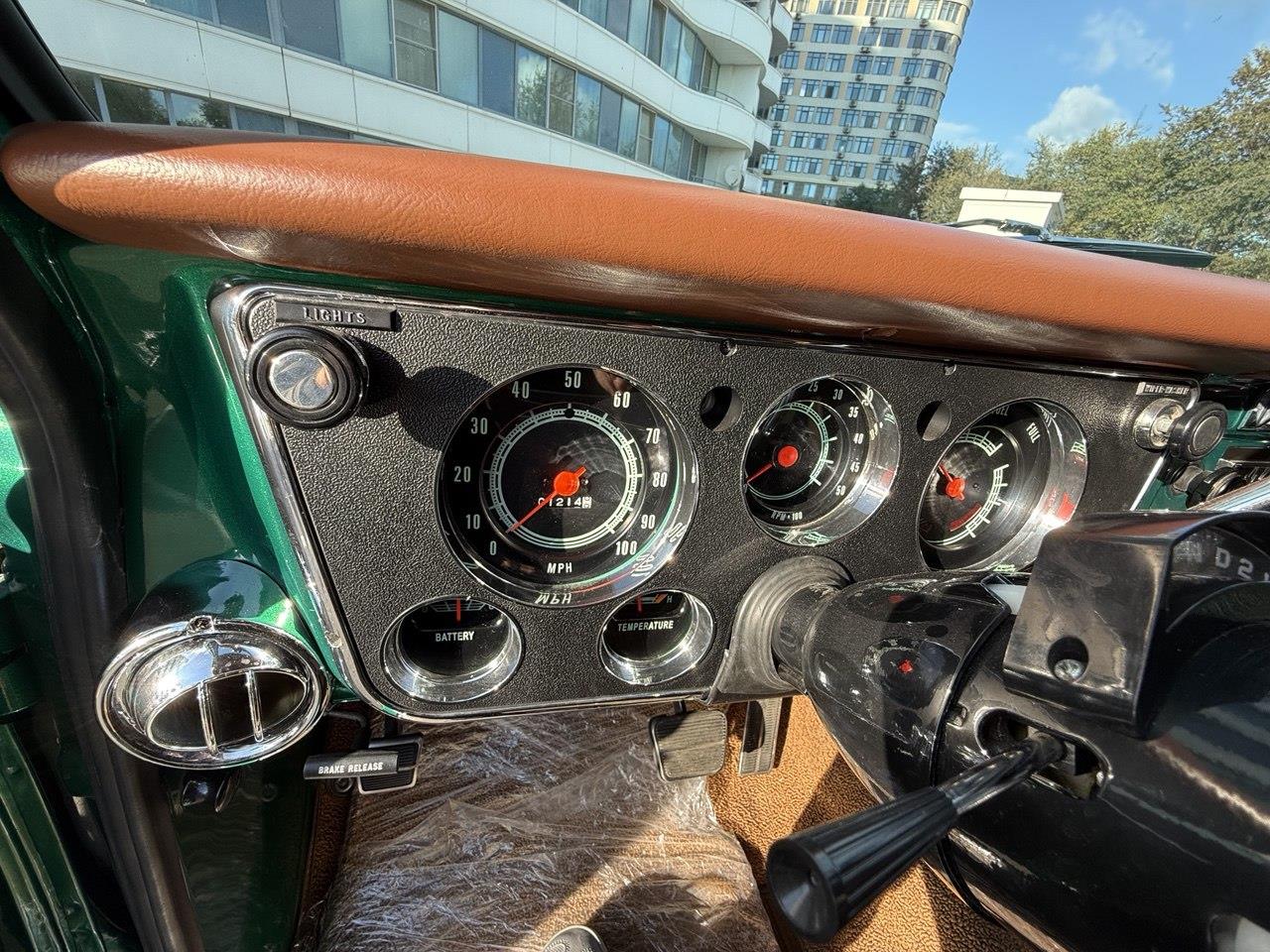 Chevrolet-Blazer-1972-Green-Beige-9
