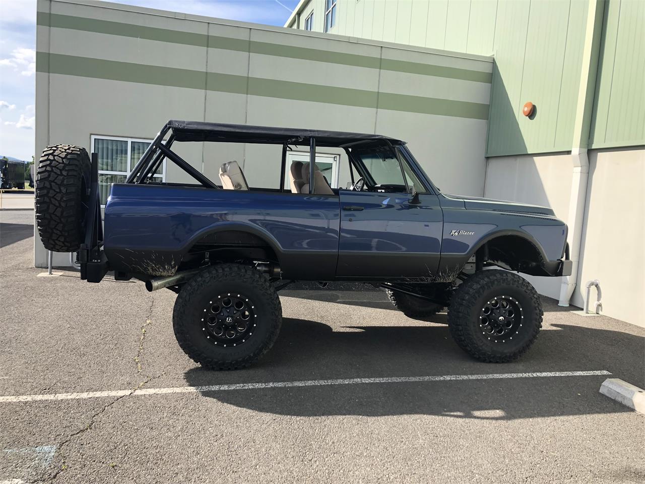 Chevrolet-Blazer-1972-Metallic-Blue-Black-7