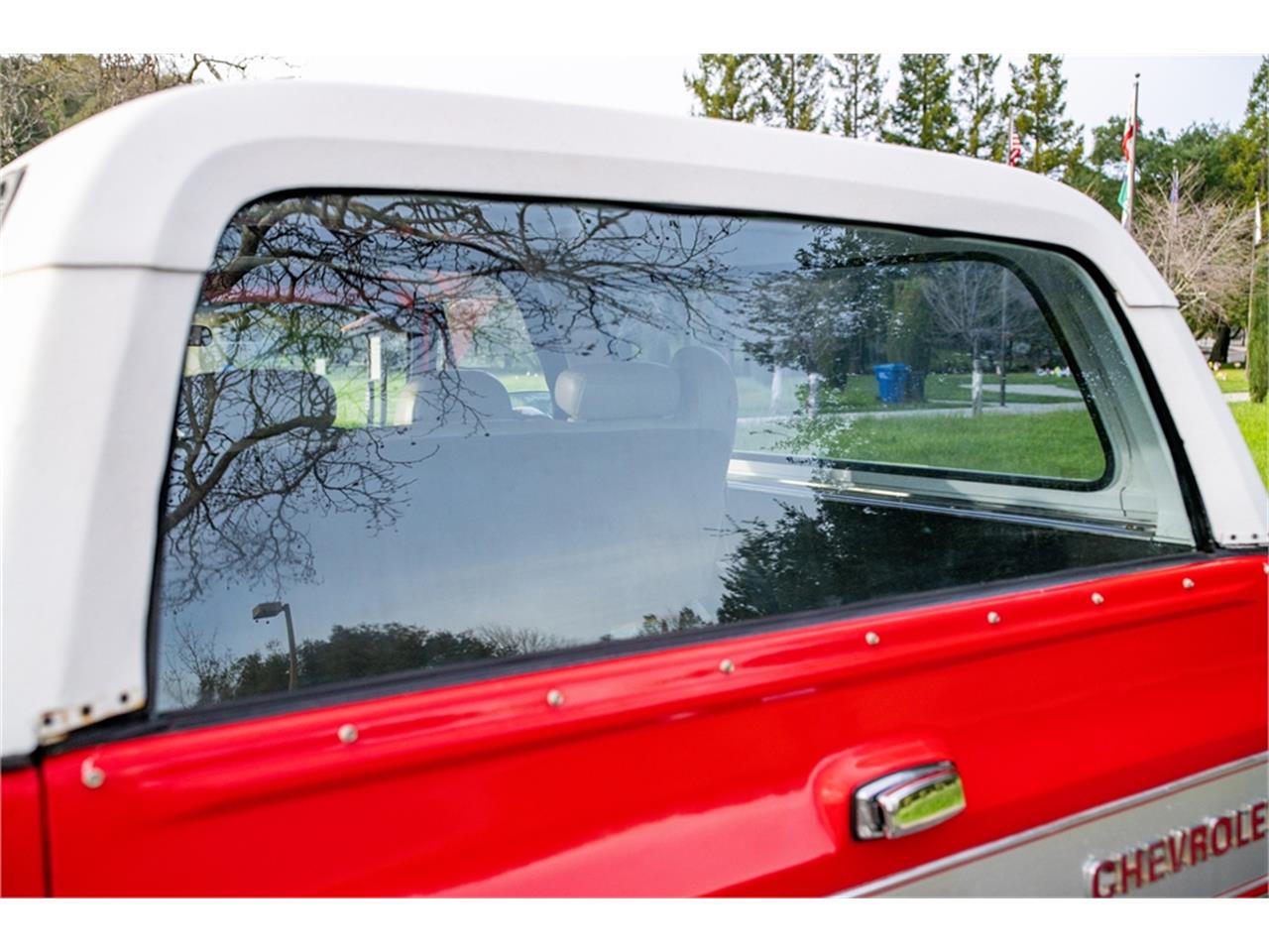 Chevrolet-Blazer-1975-Redwhite-2-tone-Tan-1