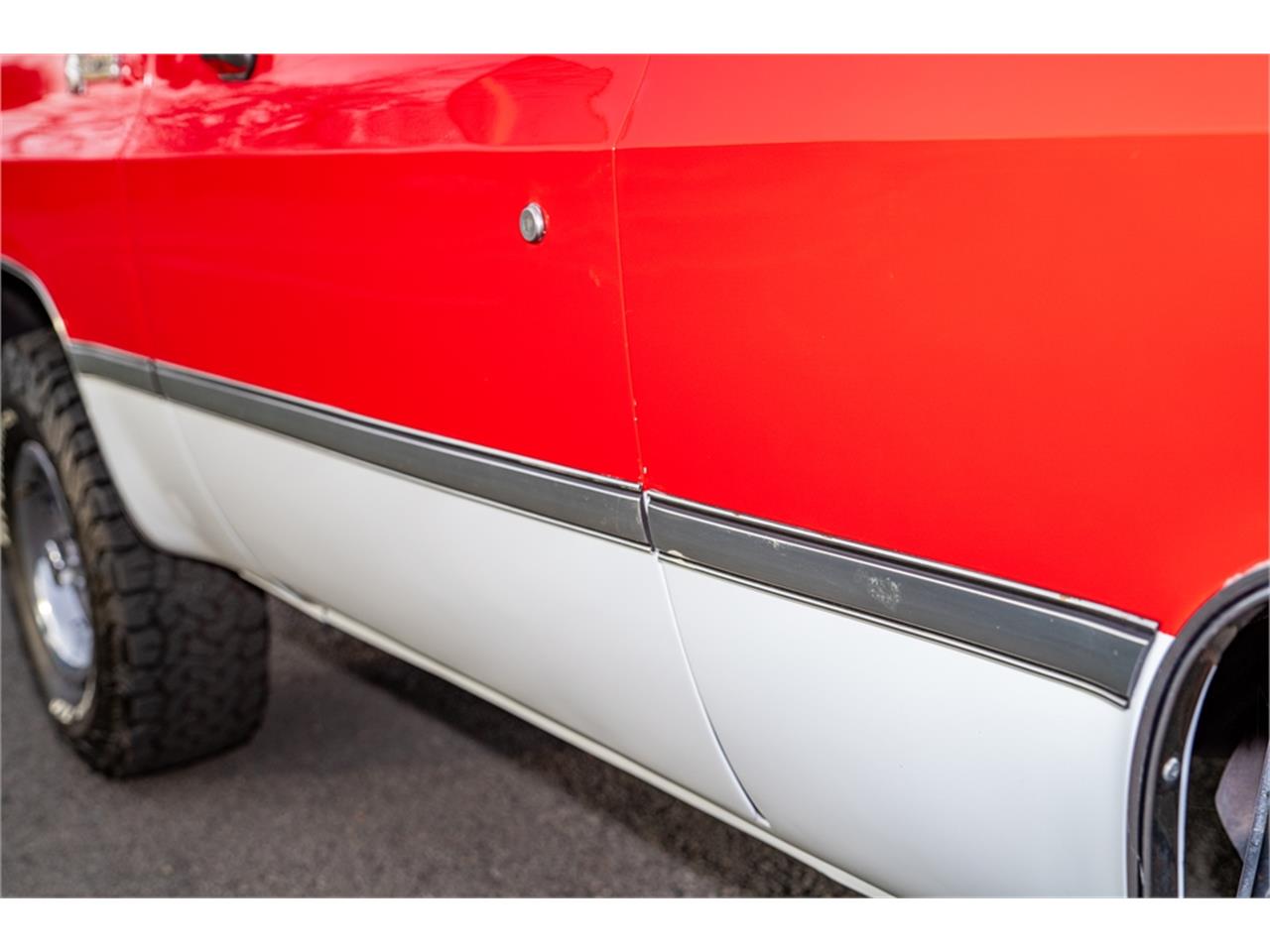 Chevrolet-Blazer-1975-Redwhite-2-tone-Tan-20