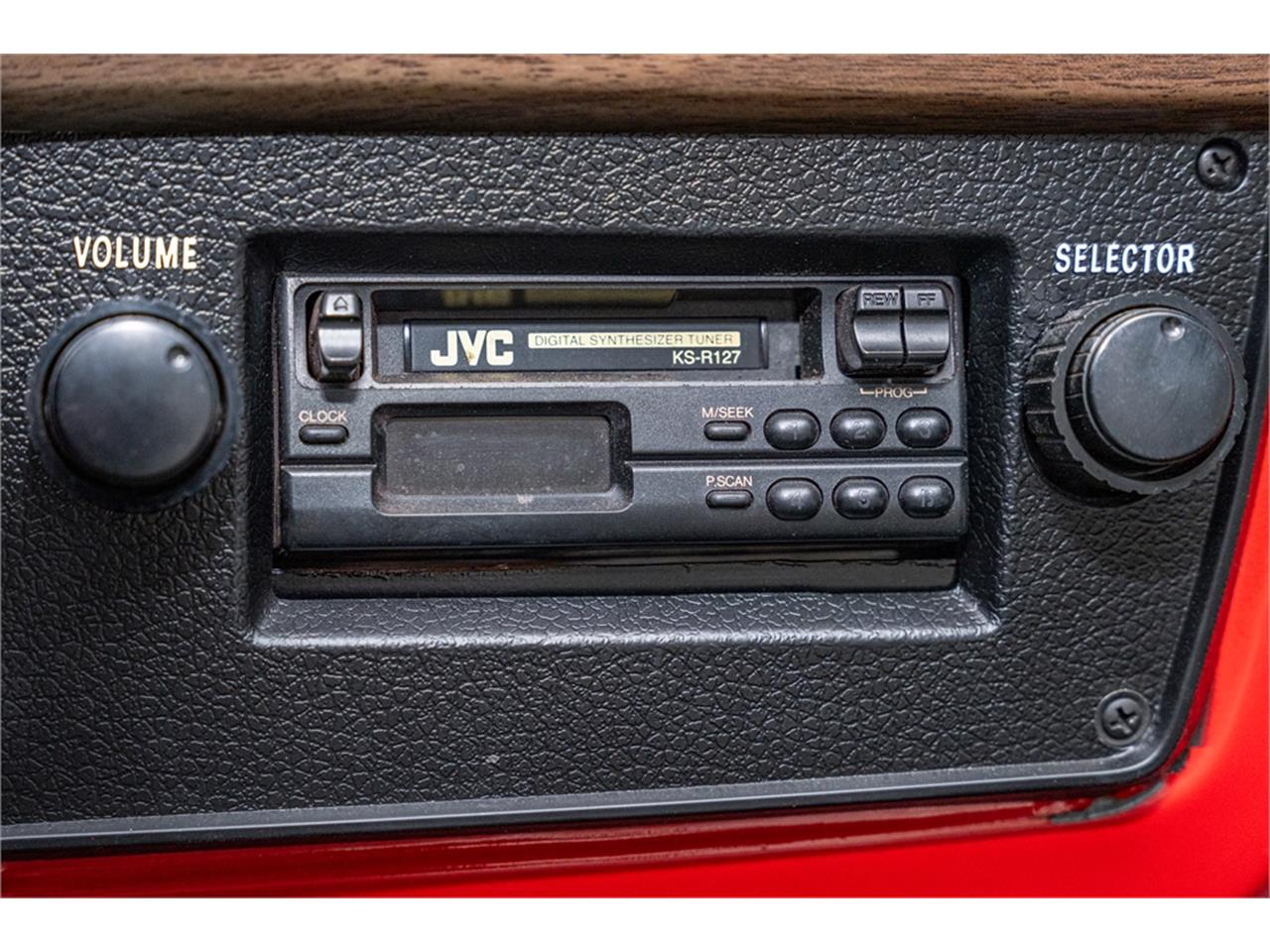Chevrolet-Blazer-1975-Redwhite-2-tone-Tan-57