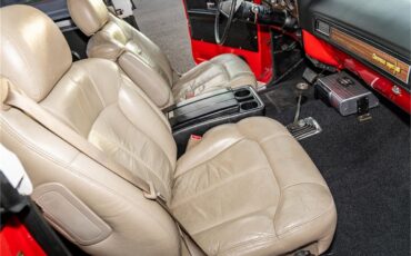 Chevrolet-Blazer-1975-Redwhite-2-tone-Tan-62