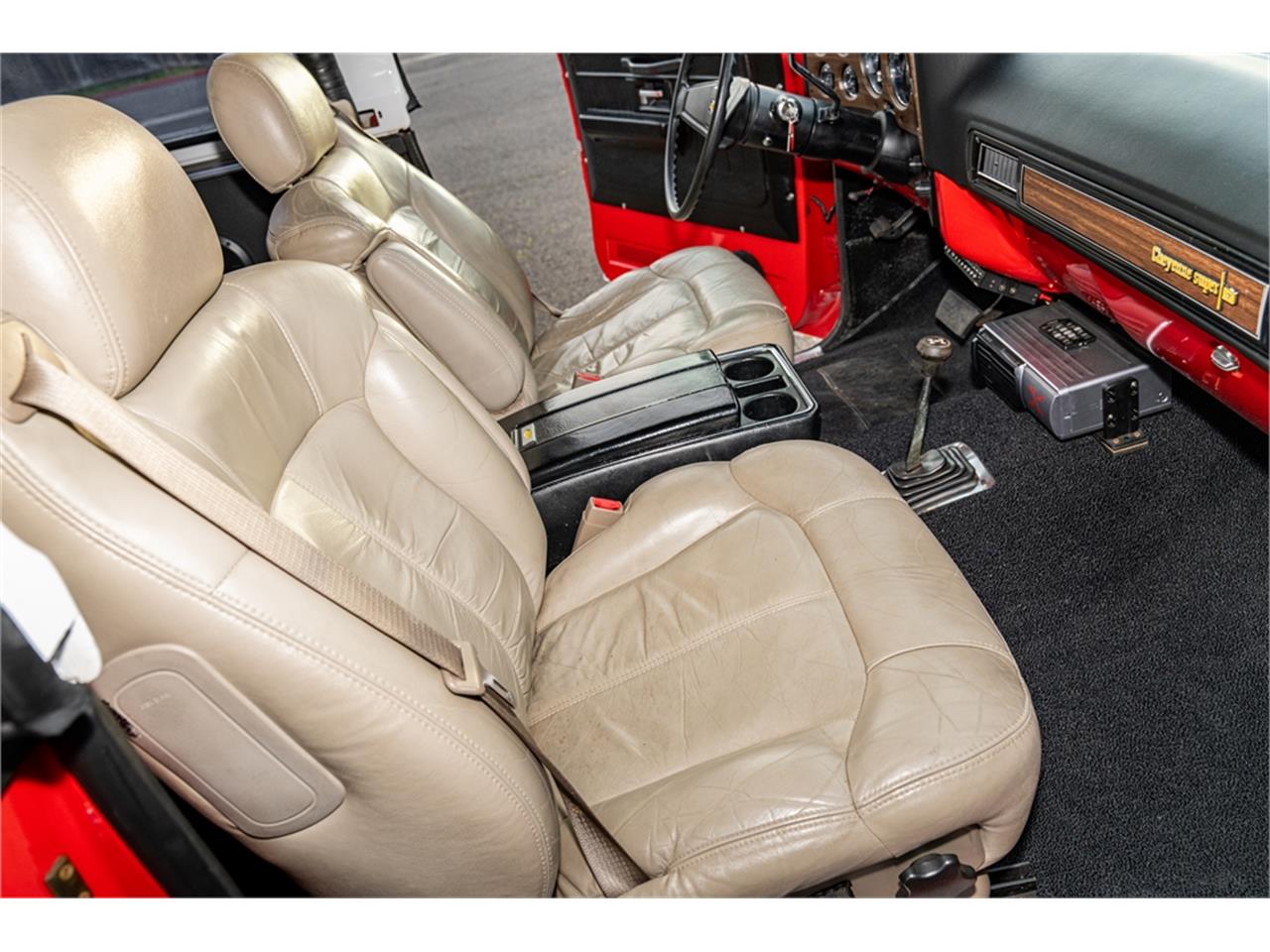 Chevrolet-Blazer-1975-Redwhite-2-tone-Tan-62
