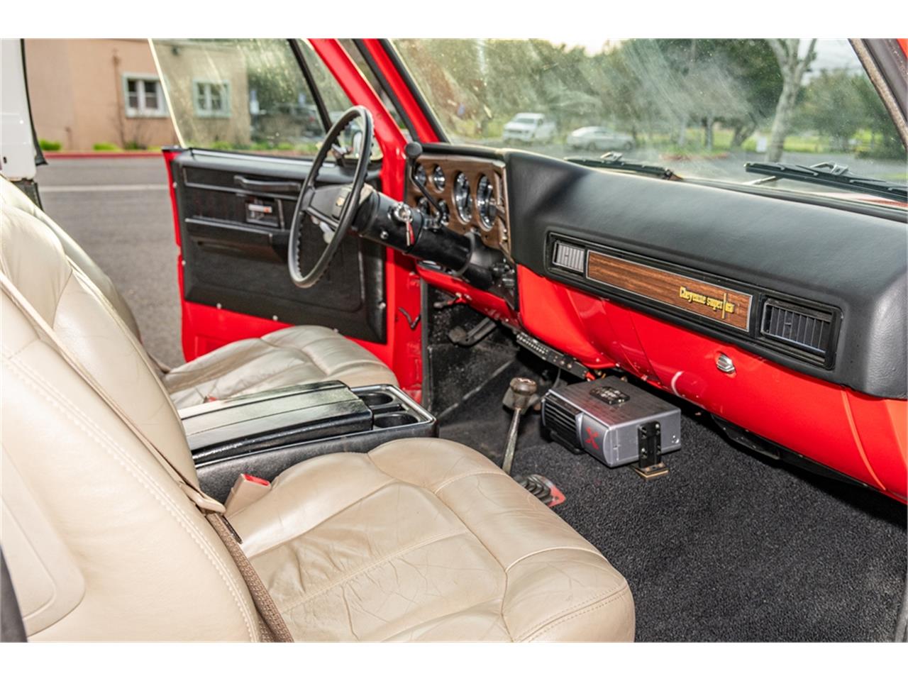 Chevrolet-Blazer-1975-Redwhite-2-tone-Tan-64