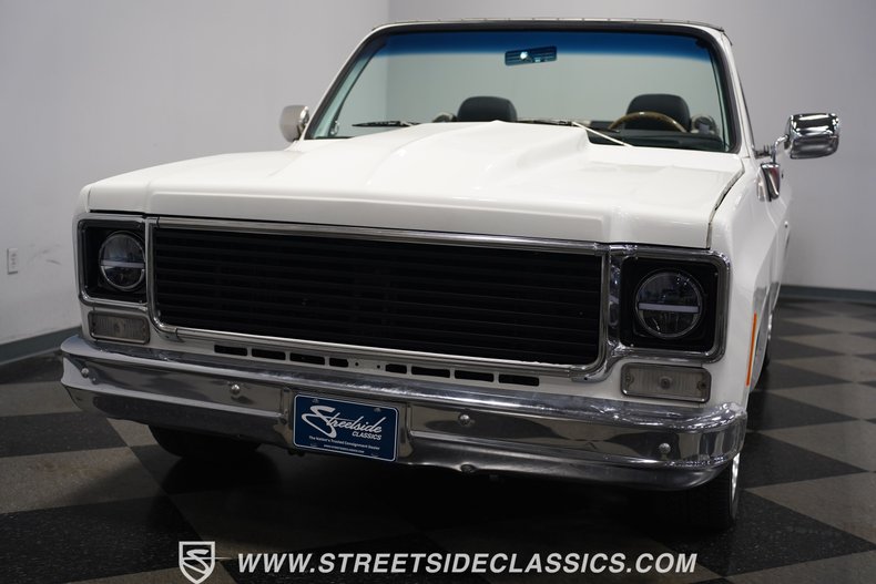 Chevrolet-Blazer-1976-White-Black-24