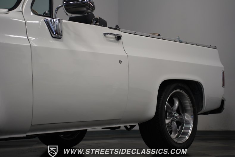 Chevrolet-Blazer-1976-White-Black-27