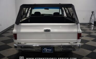 Chevrolet-Blazer-1976-White-Black-30