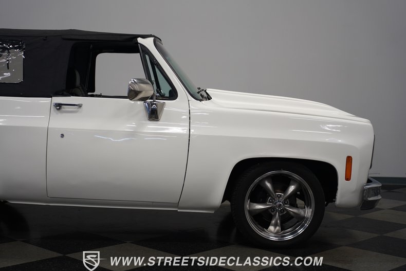 Chevrolet-Blazer-1976-White-Black-36