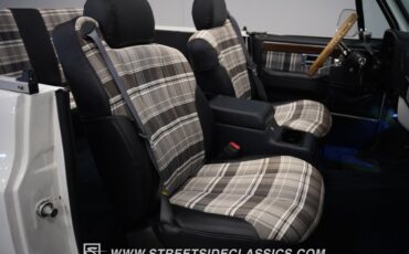 Chevrolet-Blazer-1976-White-Black-9