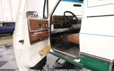 Chevrolet-Blazer-1976-White-Tan-23