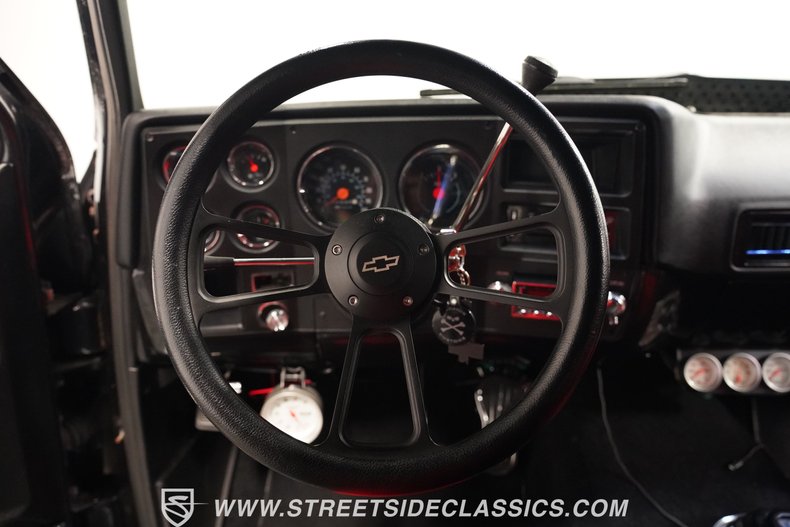 Chevrolet-Blazer-1977-Gray-Black-24
