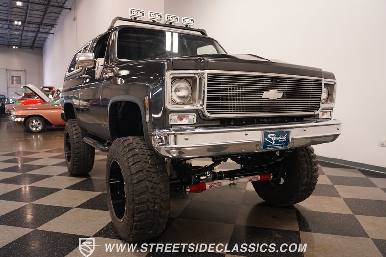 Chevrolet-Blazer-1977-Gray-Black-33