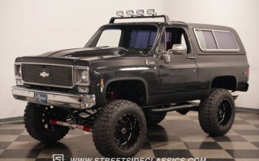 Chevrolet-Blazer-1977-Gray-Black-36