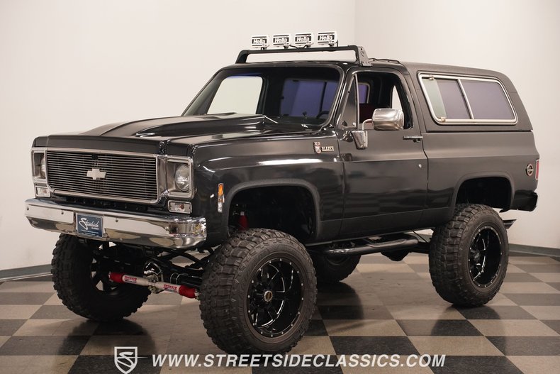 Chevrolet-Blazer-1977-Gray-Black-36