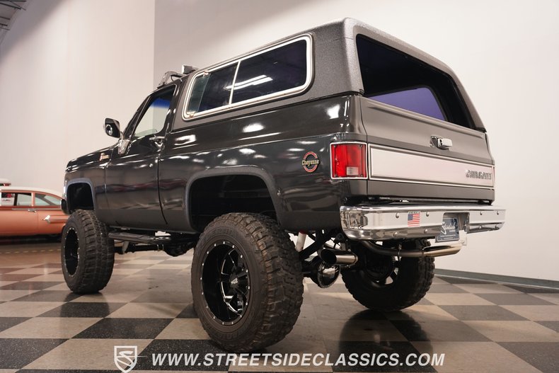Chevrolet-Blazer-1977-Gray-Black-41