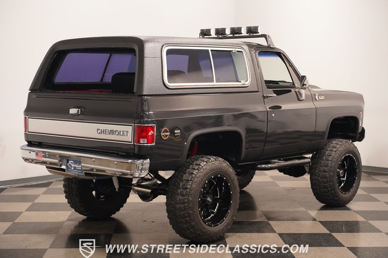 Chevrolet-Blazer-1977-Gray-Black-43