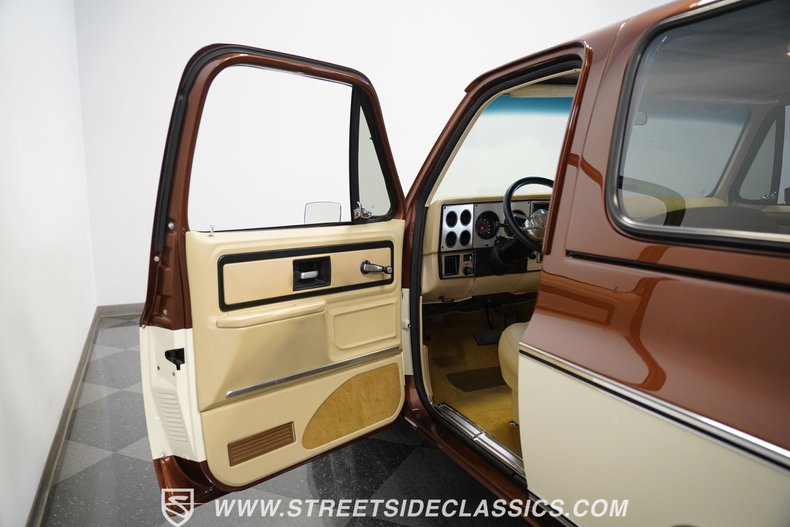 Chevrolet-Blazer-1977-Root-Beer-Brown-Meta-Tan-41