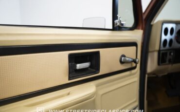 Chevrolet-Blazer-1977-Root-Beer-Brown-Meta-Tan-43