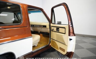 Chevrolet-Blazer-1977-Root-Beer-Brown-Meta-Tan-45