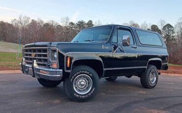Chevrolet-Blazer-1979-Midnight-Black-Carmine-Red-Deluxe-4