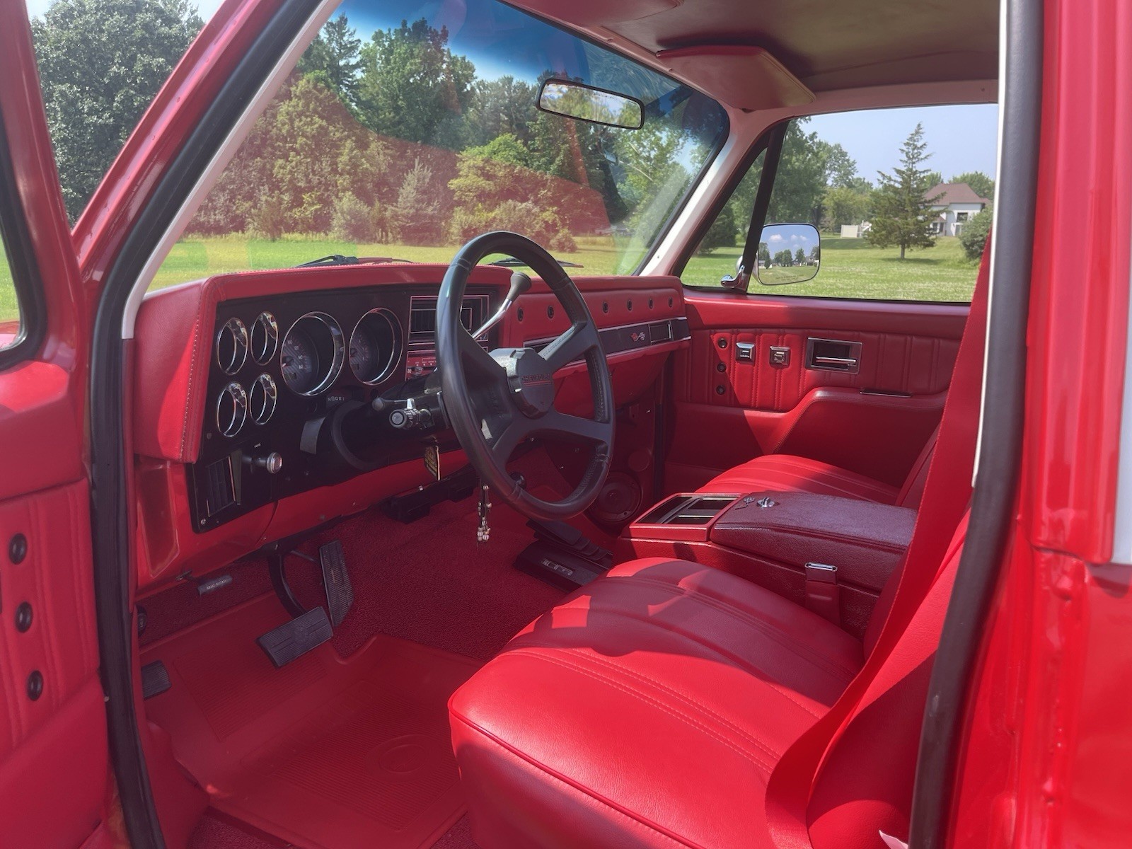 Chevrolet-Blazer-1984-SUV-4