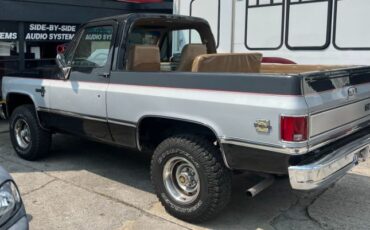 Chevrolet-Blazer-1985-2