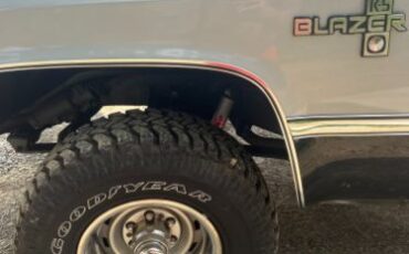 Chevrolet-Blazer-1985-3