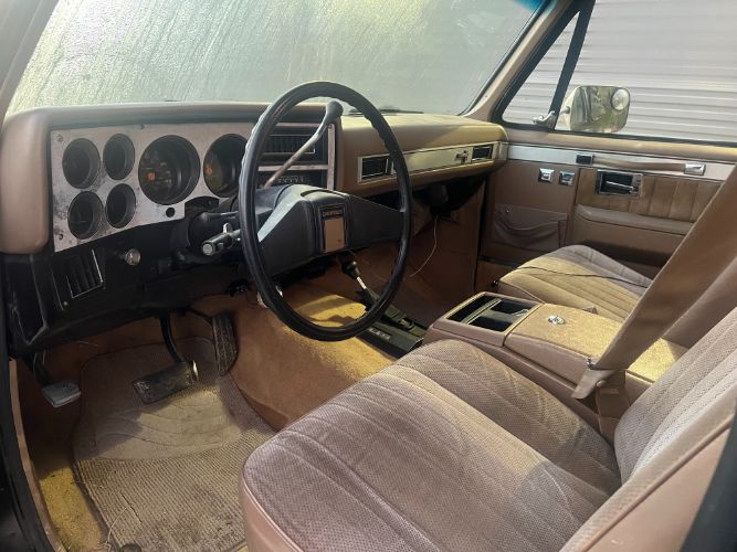 Chevrolet-Blazer-1985-9