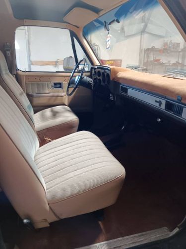 Chevrolet-Blazer-1985-Brown-8