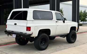 Chevrolet-Blazer-1985-SUV-13