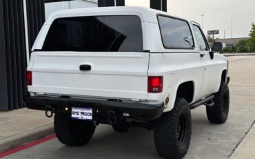 Chevrolet-Blazer-1985-SUV-14
