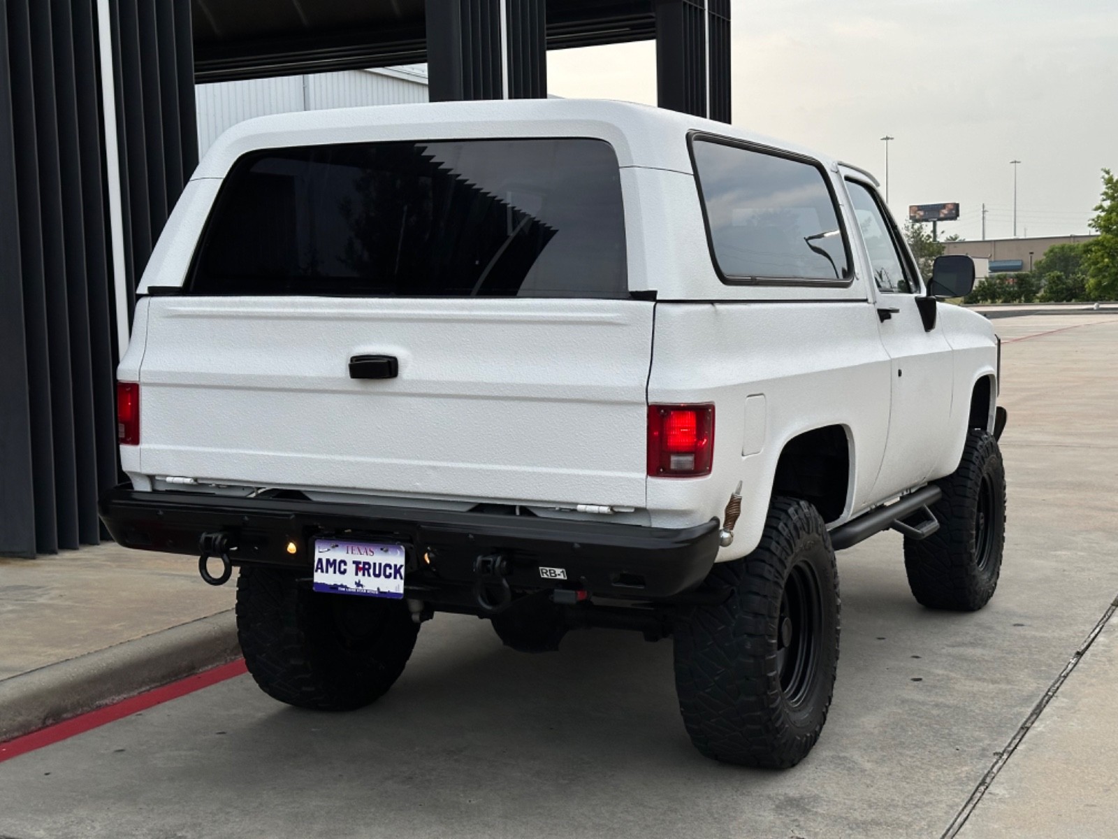 Chevrolet-Blazer-1985-SUV-14