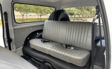 Chevrolet-Blazer-1985-SUV-19
