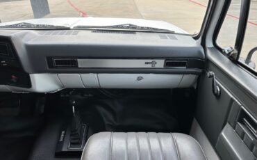 Chevrolet-Blazer-1985-SUV-23