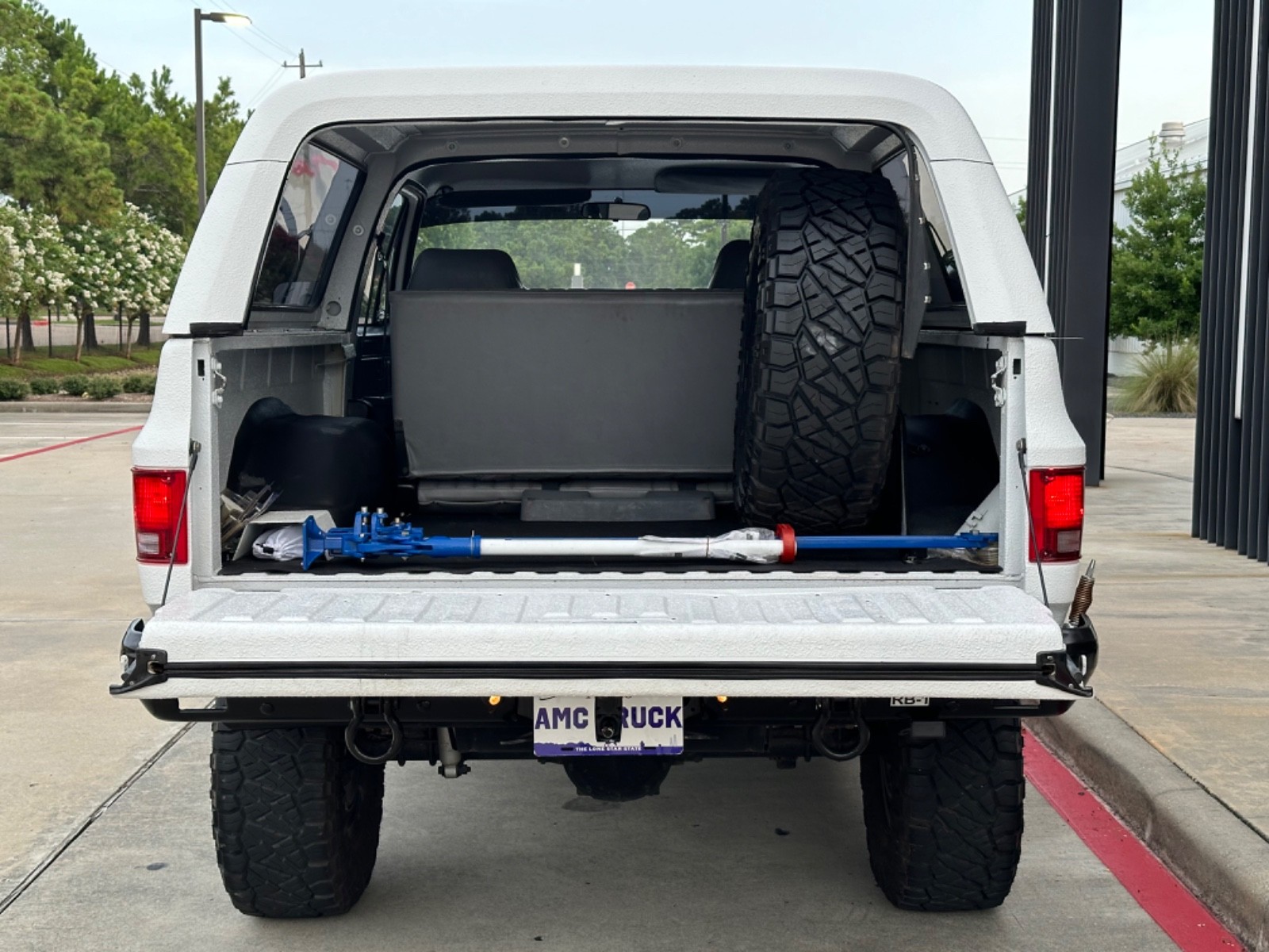 Chevrolet-Blazer-1985-SUV-8