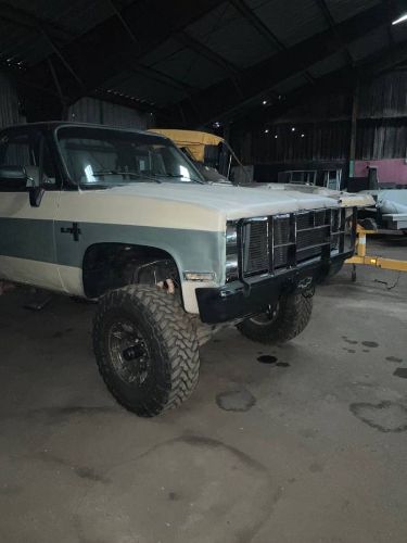 Chevrolet-Blazer-1986-Custom-15