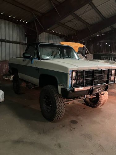 Chevrolet-Blazer-1986-Custom-17