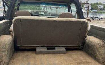 Chevrolet-Blazer-1986-Custom-2