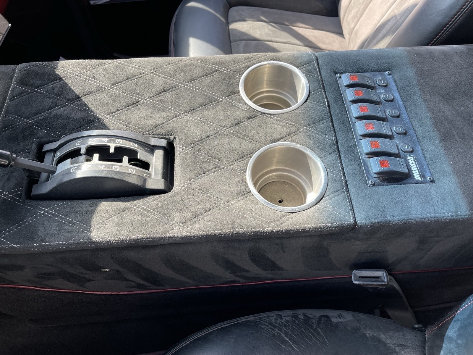 Chevrolet-Blazer-1987-11