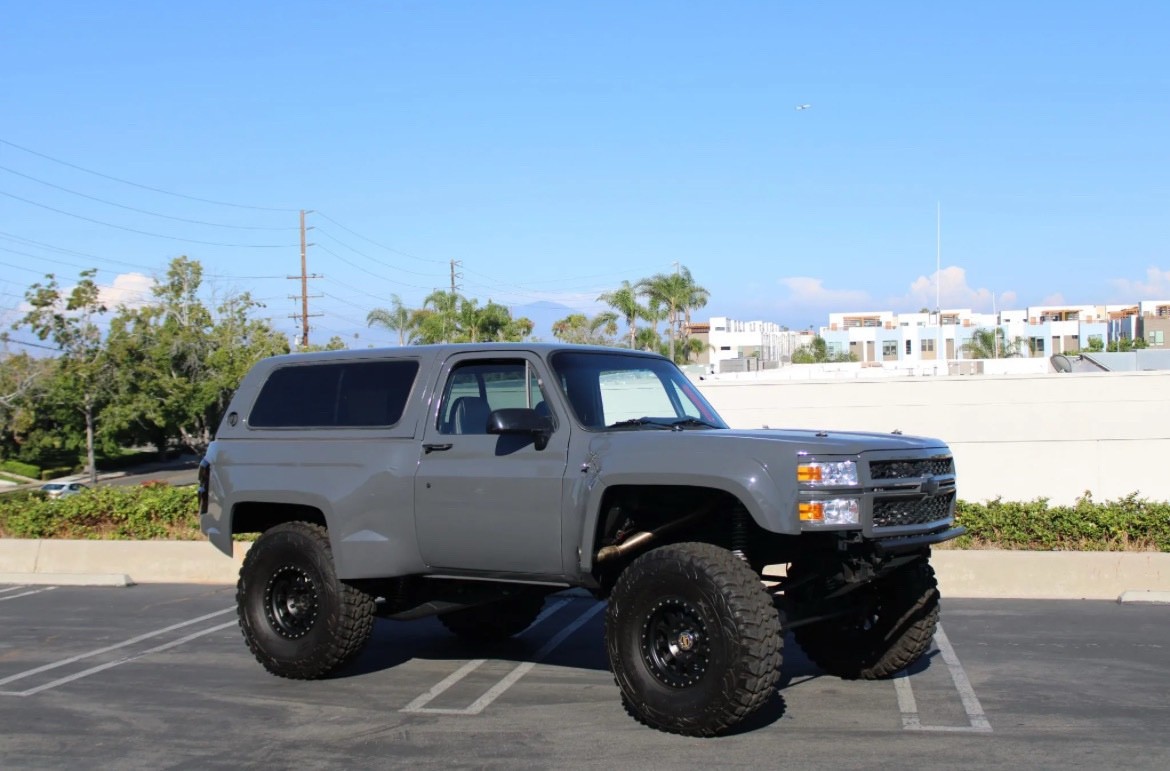 Chevrolet-Blazer-1987-4