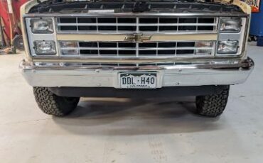 Chevrolet-Blazer-1987-5
