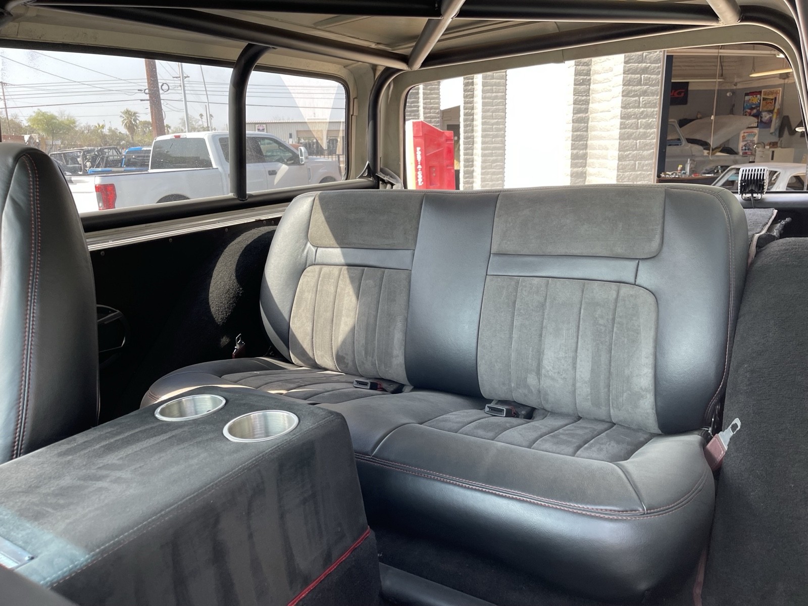 Chevrolet-Blazer-1987-9