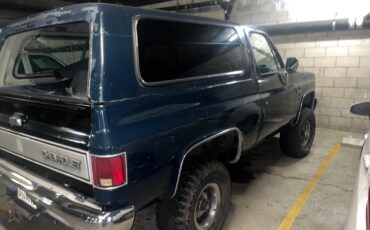 Chevrolet-Blazer-1987-SUV-1
