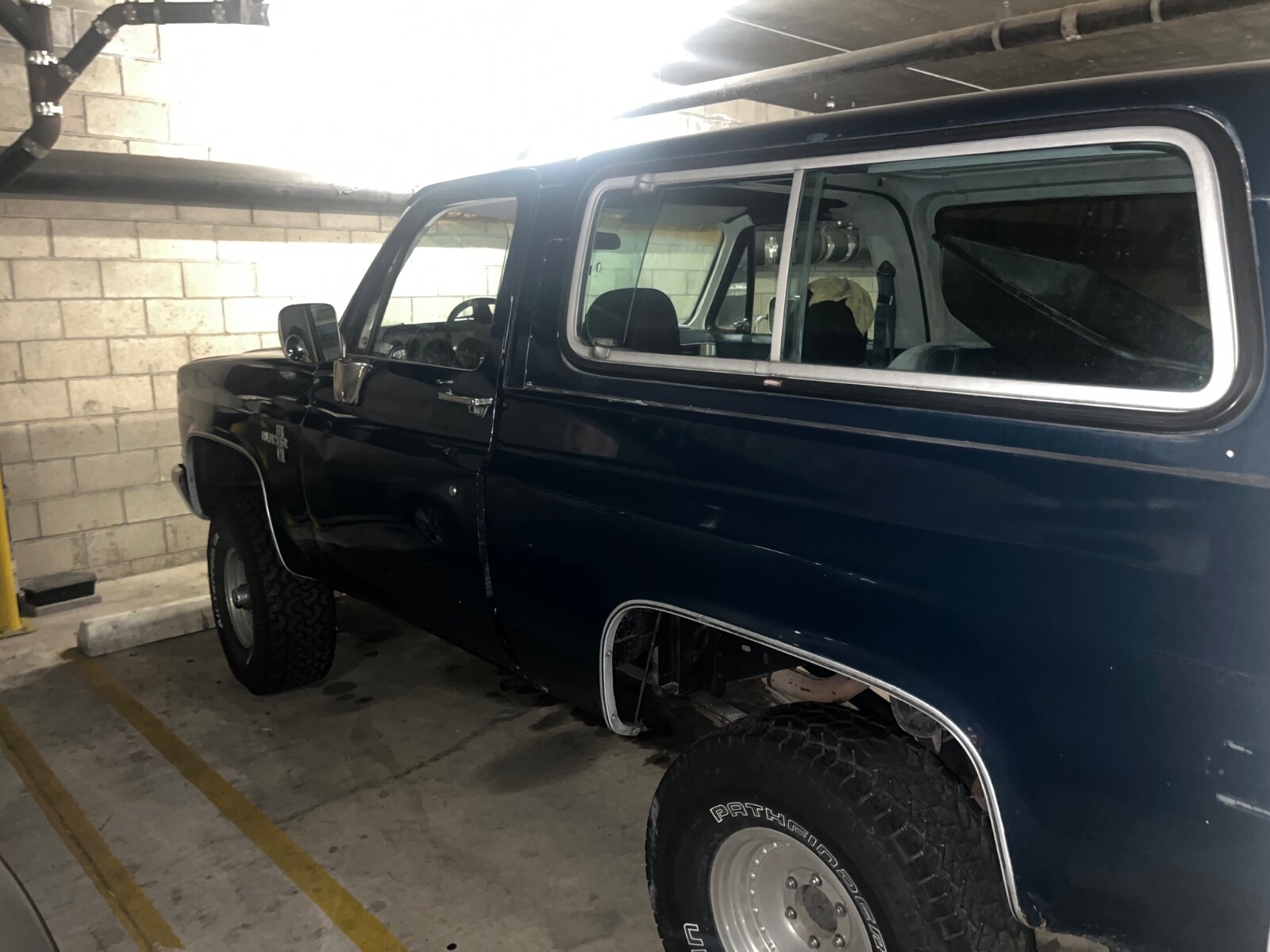 Chevrolet-Blazer-1987-SUV-4