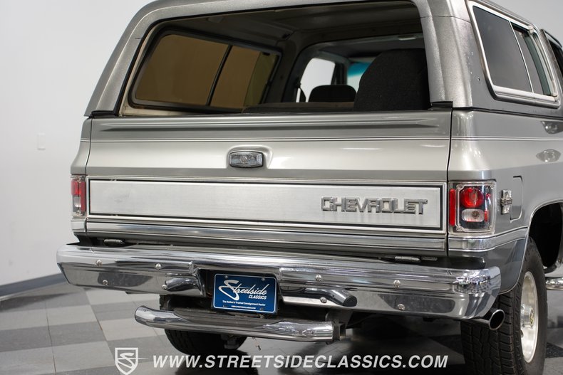 Chevrolet-Blazer-1987-Silver-Gray-23