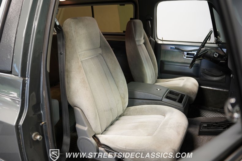 Chevrolet-Blazer-1987-Silver-Gray-37