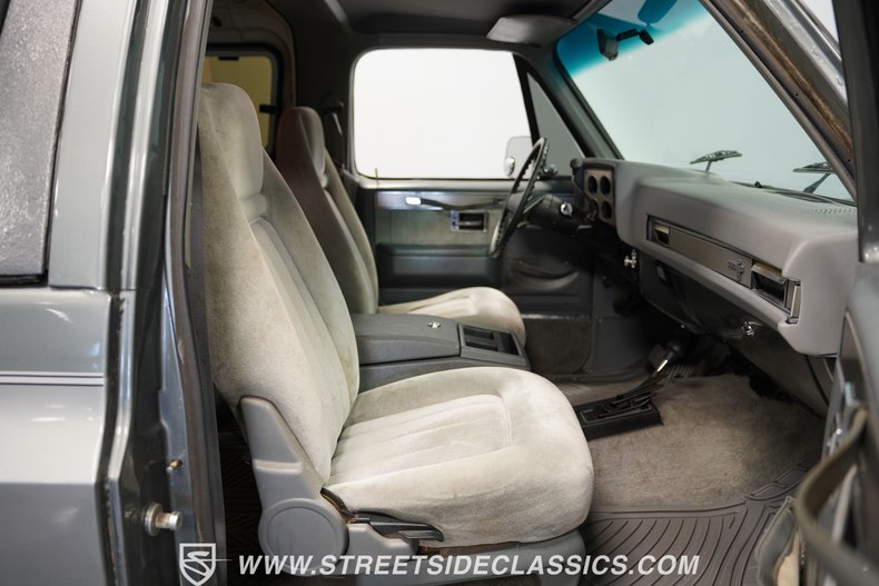 Chevrolet-Blazer-1987-Silver-Gray-38